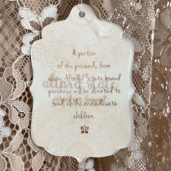 Romantic Lace Dress Boho Nude Tan Floral Long Sleeve Altar'd State Rauma Size S - Picture 8 of 13